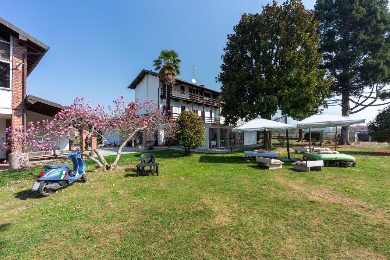 Cascina Cattabreghetta Acomodação com café da manhã Pombia Exterior foto